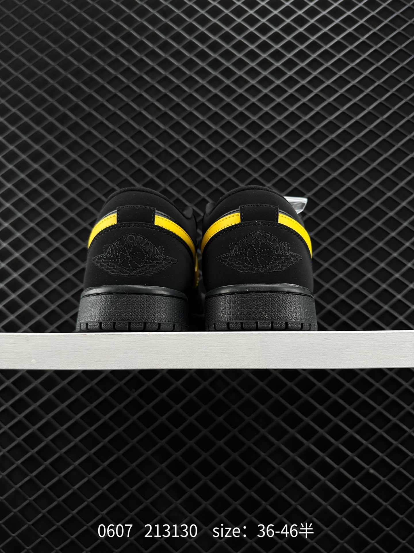 Nike Air Jordan 1 Low AJ1